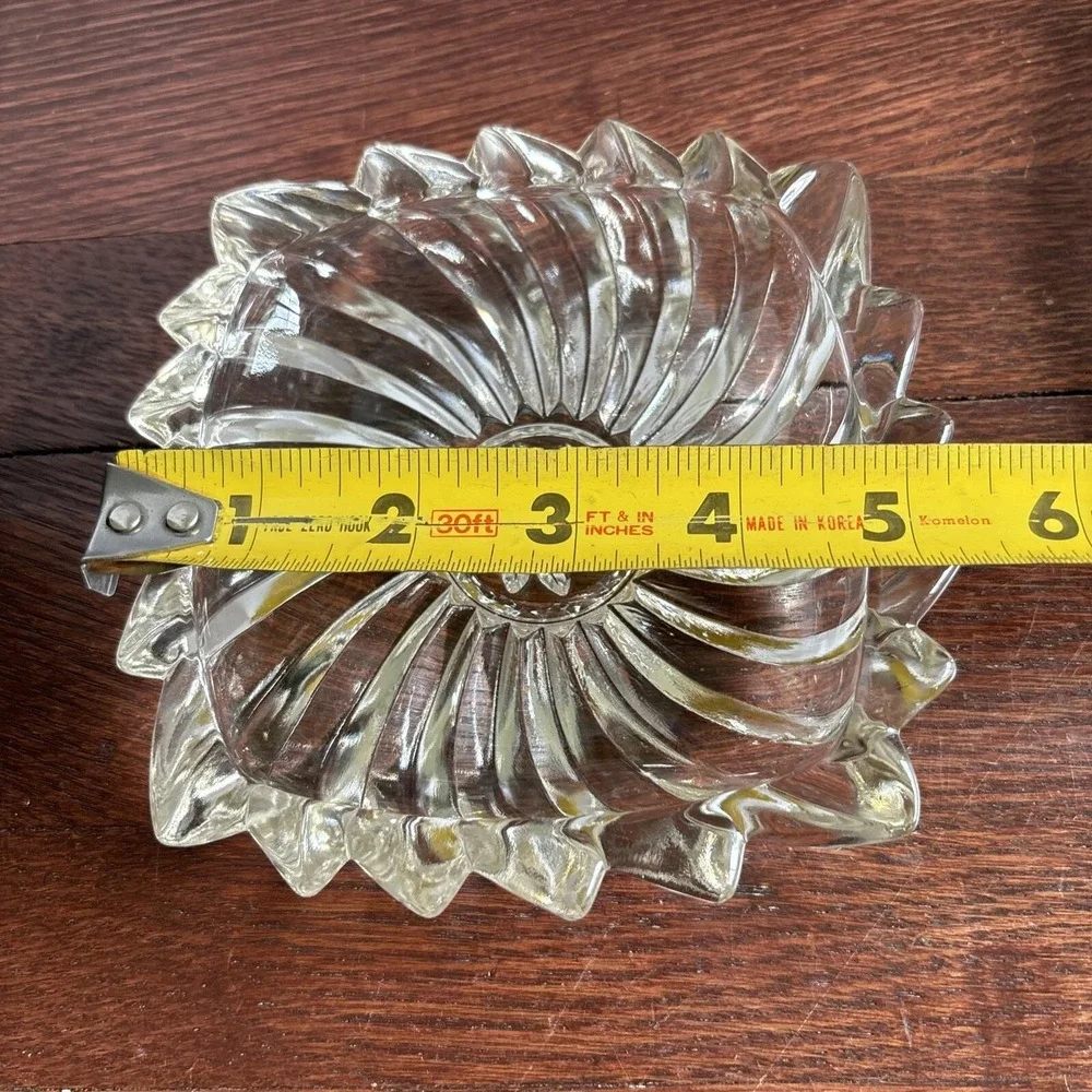 Vintage Crystal Spiral Nesting Ashtrays‎ Set Of Two Perfect Condition